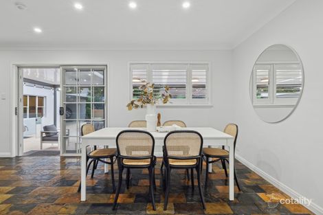Property photo of 24 Forrest Street Chifley NSW 2036