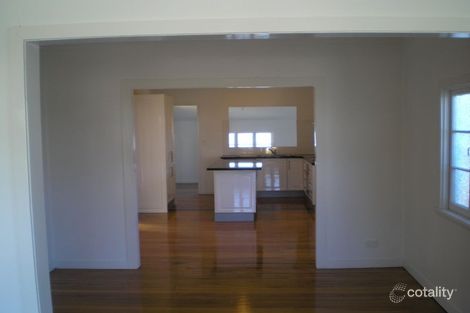 Property photo of 34 Bulgin Avenue Wynnum West QLD 4178