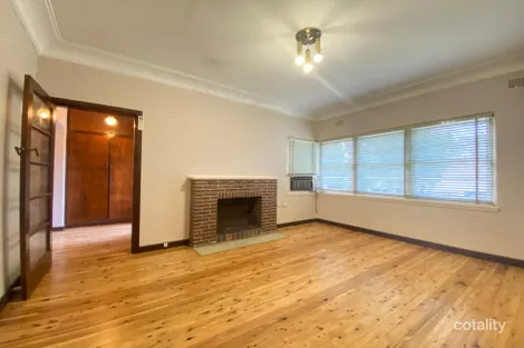 Property photo of 1 Fenwick Place Westmead NSW 2145
