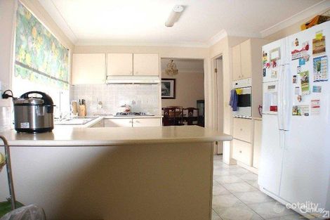 Property photo of 10 Leonard Place Bonnyrigg NSW 2177
