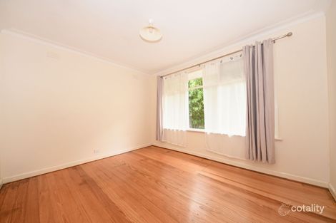 Property photo of 37 Hillview Avenue Mount Waverley VIC 3149