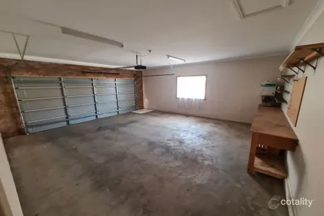 Property photo of 10 Glenburnie Close Parkes NSW 2870