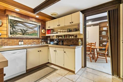 Property photo of 2 Jason Place Melton West VIC 3337