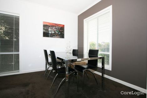 Property photo of 102 Sovereign Manors Crescent Rowville VIC 3178