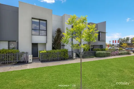 Property photo of 23 Ottawa Walk Cranbourne West VIC 3977