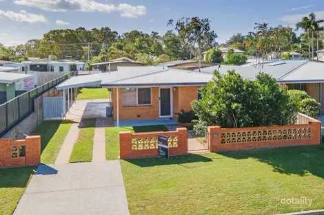 11 Nambur St, Runaway Bay, QLD 4216