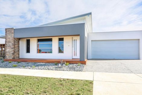 54 Sovereign Dr, Mount Duneed, VIC 3217