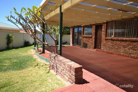Property photo of 3 Melaleuca Place Bomaderry NSW 2541