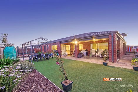 2 Mckeown Ave, Williams Landing, VIC 3027