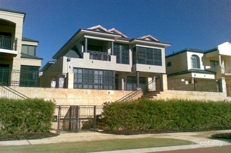 Property photo of 30 Moonflight Crescent Iluka WA 6028