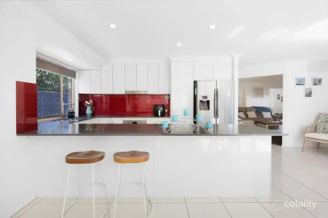 Property photo of 12 Bushlark Street Varsity Lakes QLD 4227