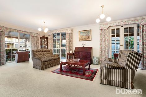 Property photo of 28 Higgins Close Dingley Village VIC 3172