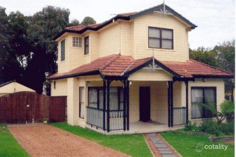25 Sylvanus St, Greenacre, NSW 2190