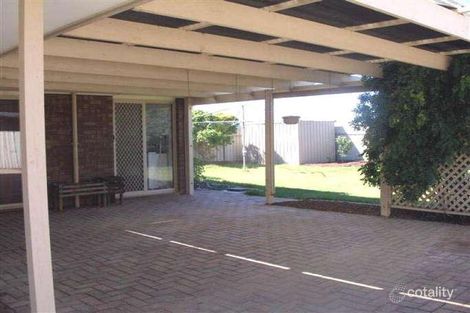 Property photo of 33 Hilditch Drive Green Fields SA 5107