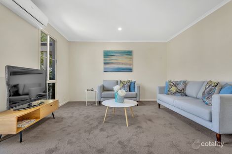Property photo of 6 Corona Place Roxburgh Park VIC 3064