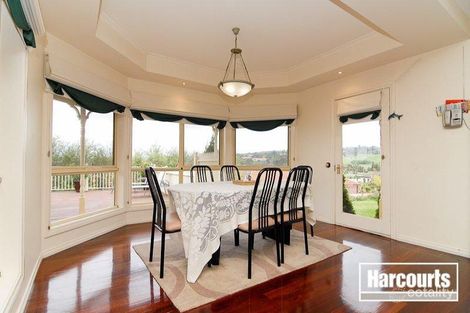 Property photo of 11 Tom Gearon Court Narre Warren North VIC 3804