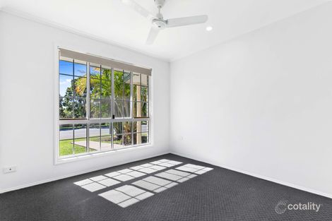 Property photo of 665 Boat Harbour Drive Urangan QLD 4655
