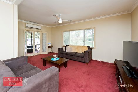 Property photo of 4 Russell Road Greenmount WA 6056