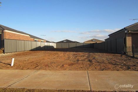 943 Leakes Rd, Tarneit, VIC 3029