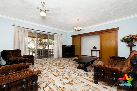 Property photo of 4 Hobley Place Eden Hill WA 6054