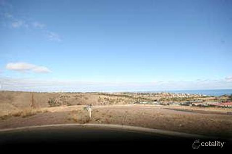 62 Elizabeth Cres, Hallett Cove, SA 5158