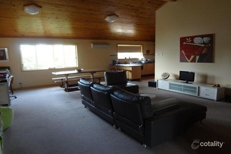 Property photo of 1 Convent Close Cessnock NSW 2325