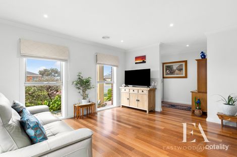 Property photo of 5 Newhaven Avenue St Albans Park VIC 3219