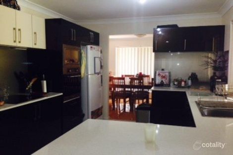 8 Whistler Cl, Heritage Park, QLD 4118