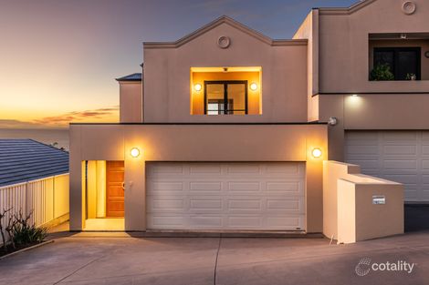 8 Wonggo St, Hallett Cove, SA 5158