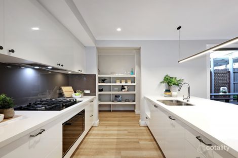 Property photo of 18B Sandra Grove Bentleigh VIC 3204