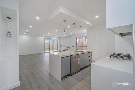 Property photo of 17 Ginger Crescent Mickleham VIC 3064