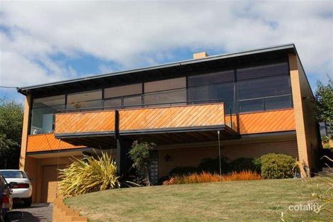 566 Churchill Ave, Sandy Bay, TAS 7005