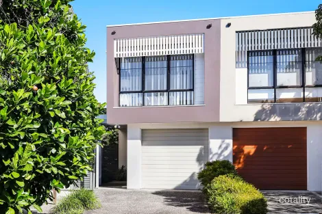 Property photo of 74 Florabella Drive Robina QLD 4226