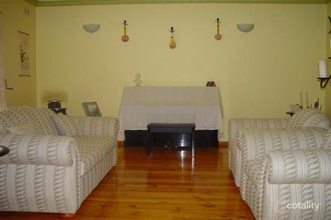 Property photo of 4 Elliot Street Kings Park VIC 3021