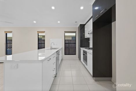 Property photo of 5 Peppertree Crescent Andergrove QLD 4740