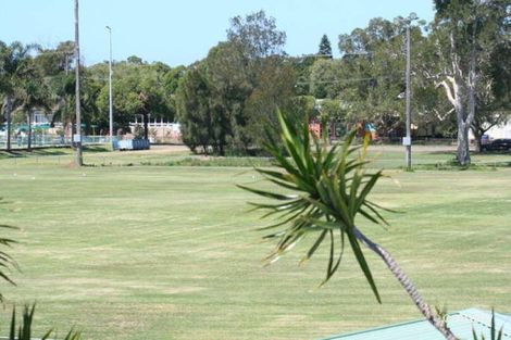 Property photo of 16 Marks Parade Marks Point NSW 2280