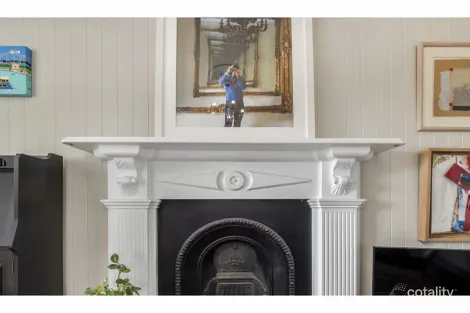 Property photo of 58 Gladstone Road Highgate Hill QLD 4101