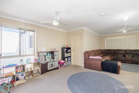 Property photo of 2/92 Greenacre Drive Parkwood QLD 4214