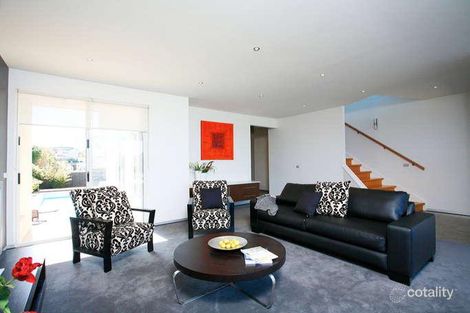 Property photo of 145 Beach Road Sandringham VIC 3191