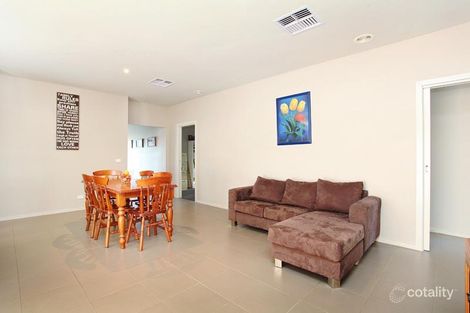 Property photo of 10 Tumbalong Street Caroline Springs VIC 3023