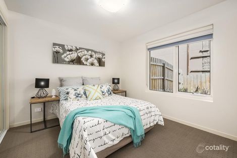 Property photo of 1/800 Elgar Road Doncaster VIC 3108