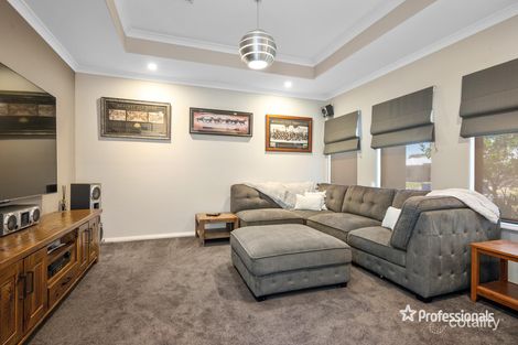 Property photo of 8 Manners Way Somerville WA 6430