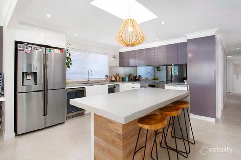 Property photo of 53 Kiarama Avenue Kiama Downs NSW 2533