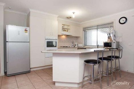 Property photo of 11 Rosewood Place Craigieburn VIC 3064
