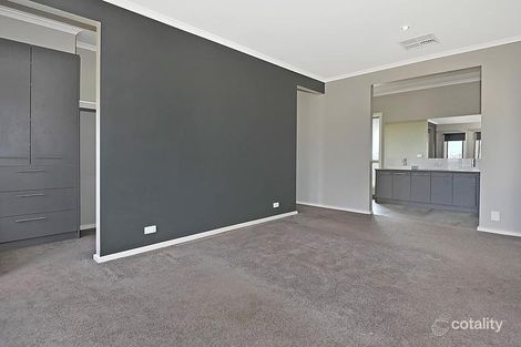 Property photo of 5 Yorkdale Boulevard Winter Valley VIC 3358