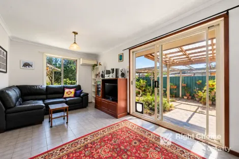 Property photo of 43 Brigadoon Circuit Oak Flats NSW 2529