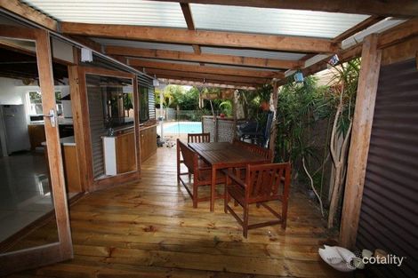 Property photo of 33 Kangaroo Avenue Bongaree QLD 4507