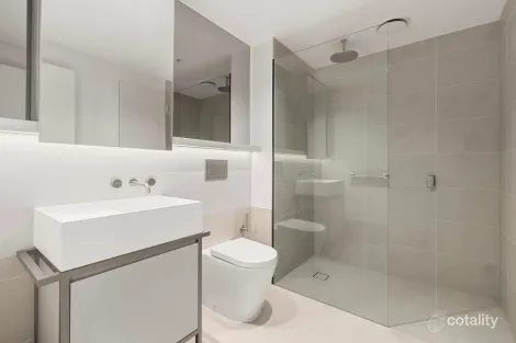 Property photo of 3301/201 Normanby Road Southbank VIC 3006