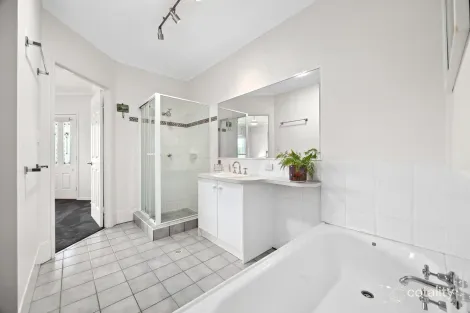 Property photo of 16/4 Kirsten Court Maroochydore QLD 4558