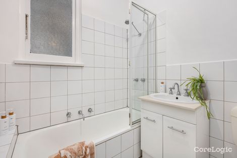 Property photo of 100 Valley Parade Glen Iris VIC 3146
